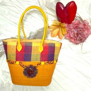 Adorable straw bag!